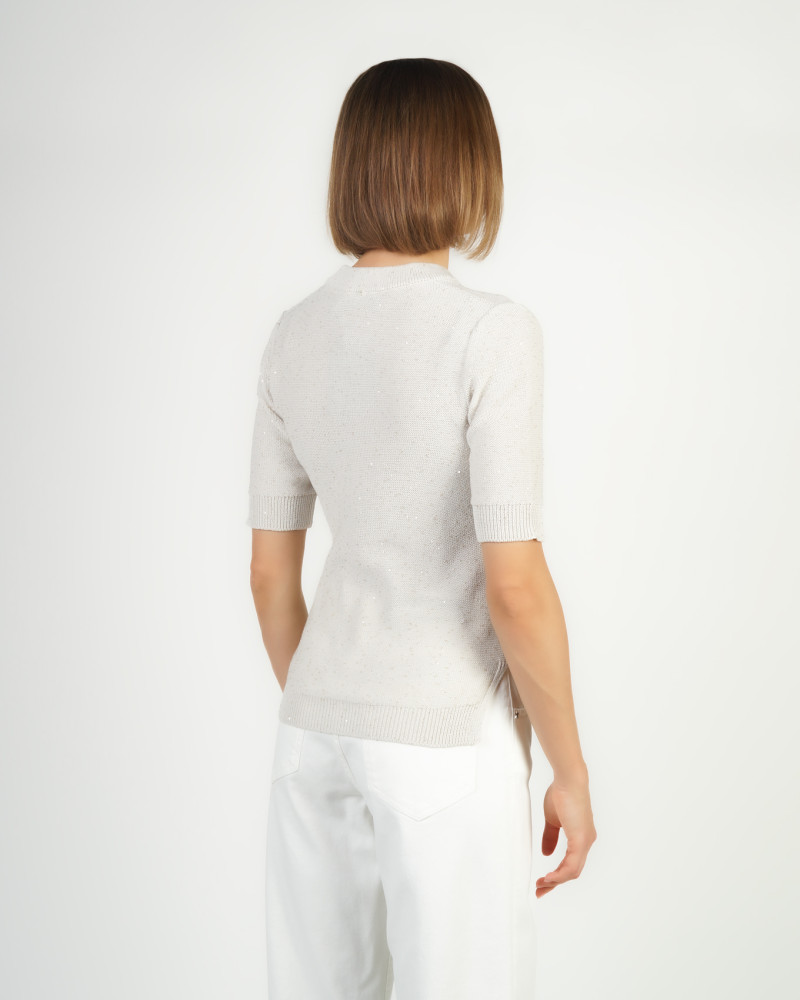 Свитер