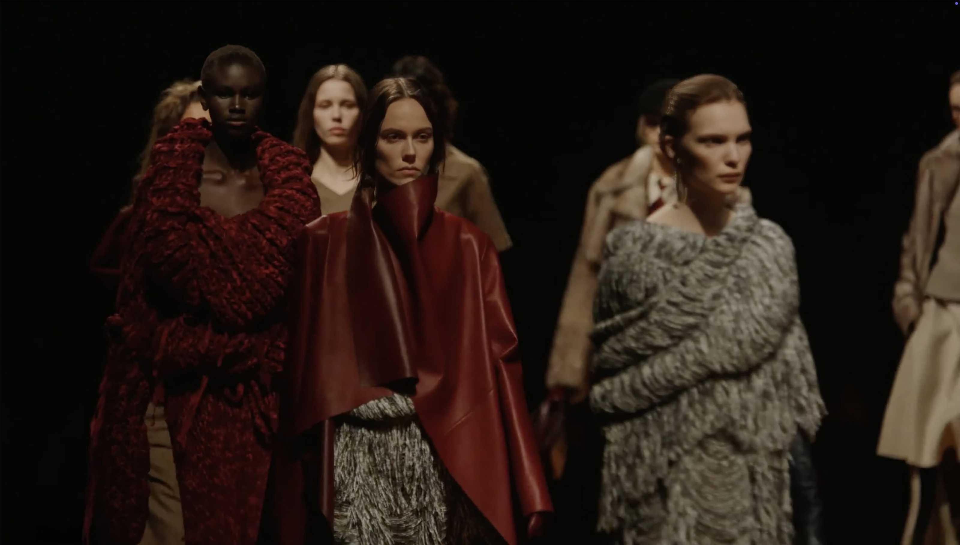 Изделия с показов, которые ищут